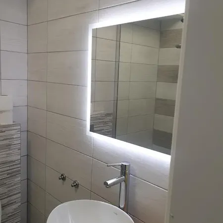 Apartman Alfastudio *